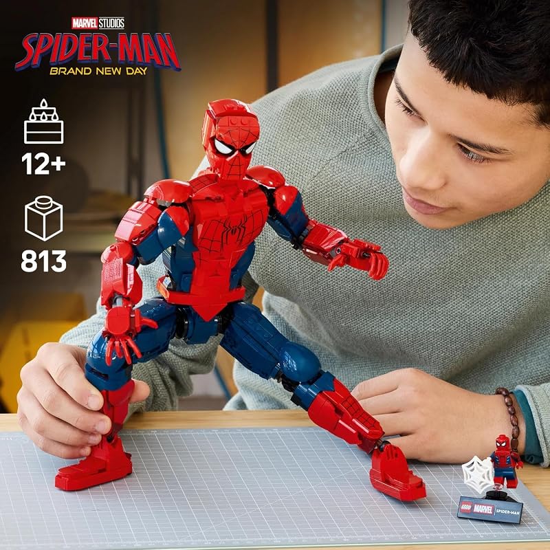 | Figura de Herói Marvel: Homem-Aranha - Brinquedo de Super-Herói com Figura de Ação e Minifigura de Coleção - Decoração de Sala Juvenil - Presente para Crianças 12+ Anos - 76346