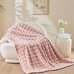 NEWCOSPLAY Throw Blanket for Couch Pink Super Soft