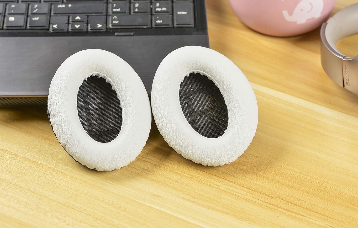 国産品 交換用イヤーパッド修理パーツ1組 Bose Qc35 Qc25 Qc15 Ae2