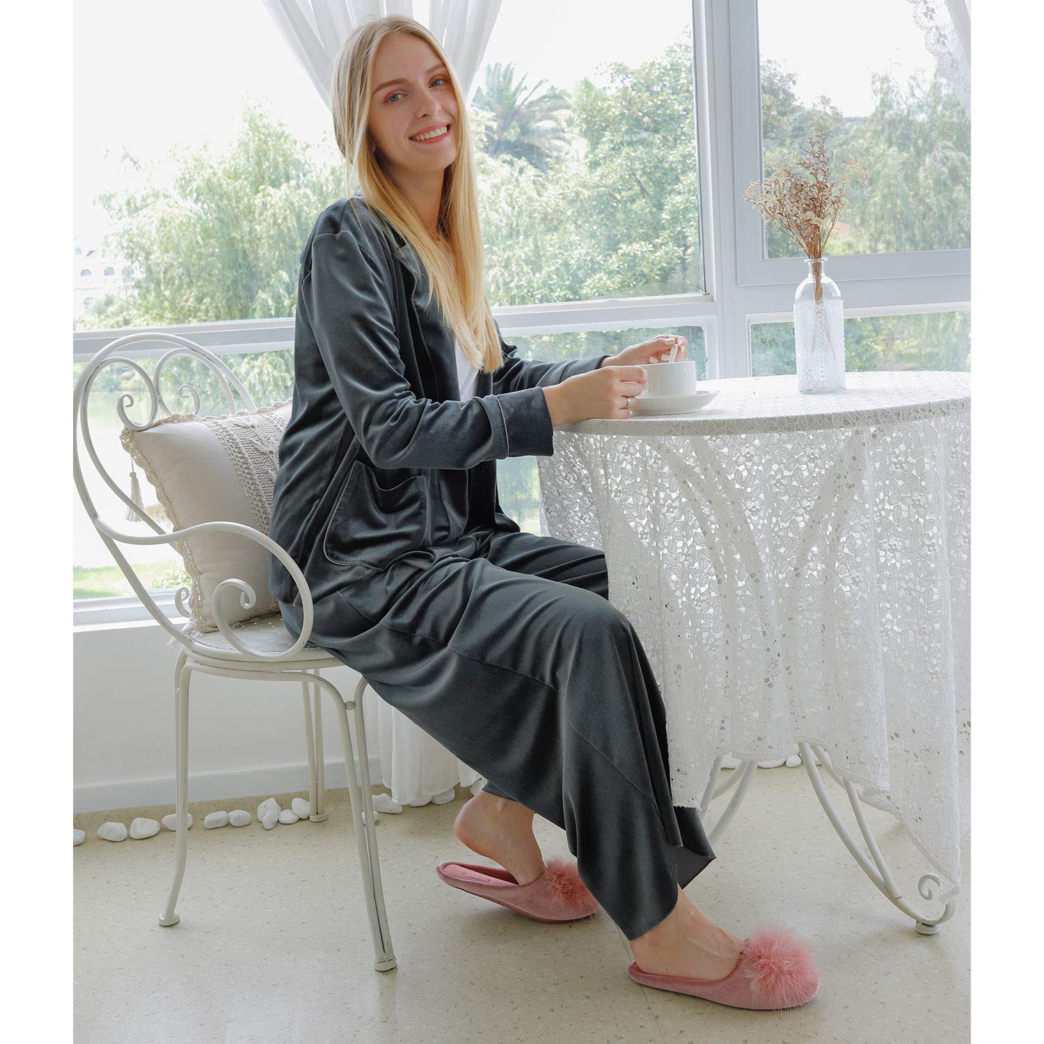 BCTEX COLL Women's Cozy Velvet Memory Foam House Slipper, Ladies Fuzzy Bedroom Slipper Non-slip Sole