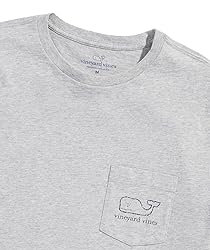 vineyard vines Men's Short Sleeve Vintage Whale