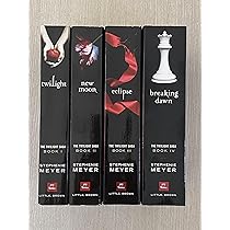 洋書4冊セットthe twilight saga collection Twilight Saga 4 Book Mix-matched Set: Stephenie Meyer: Books