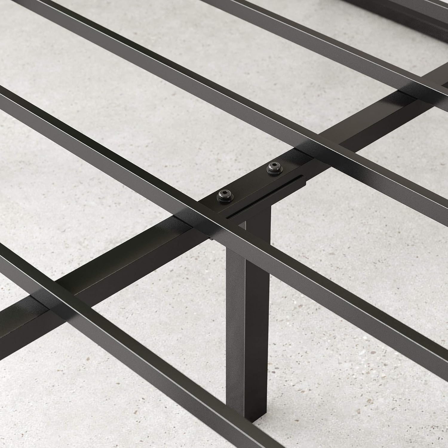 Zinus Lorelai 14 Inch Metal Platform Bed Frame / Steel Slat Support / No Box Spring Needed / Underbed Storage Space / Easy Assembly, Full: Furniture & Decor