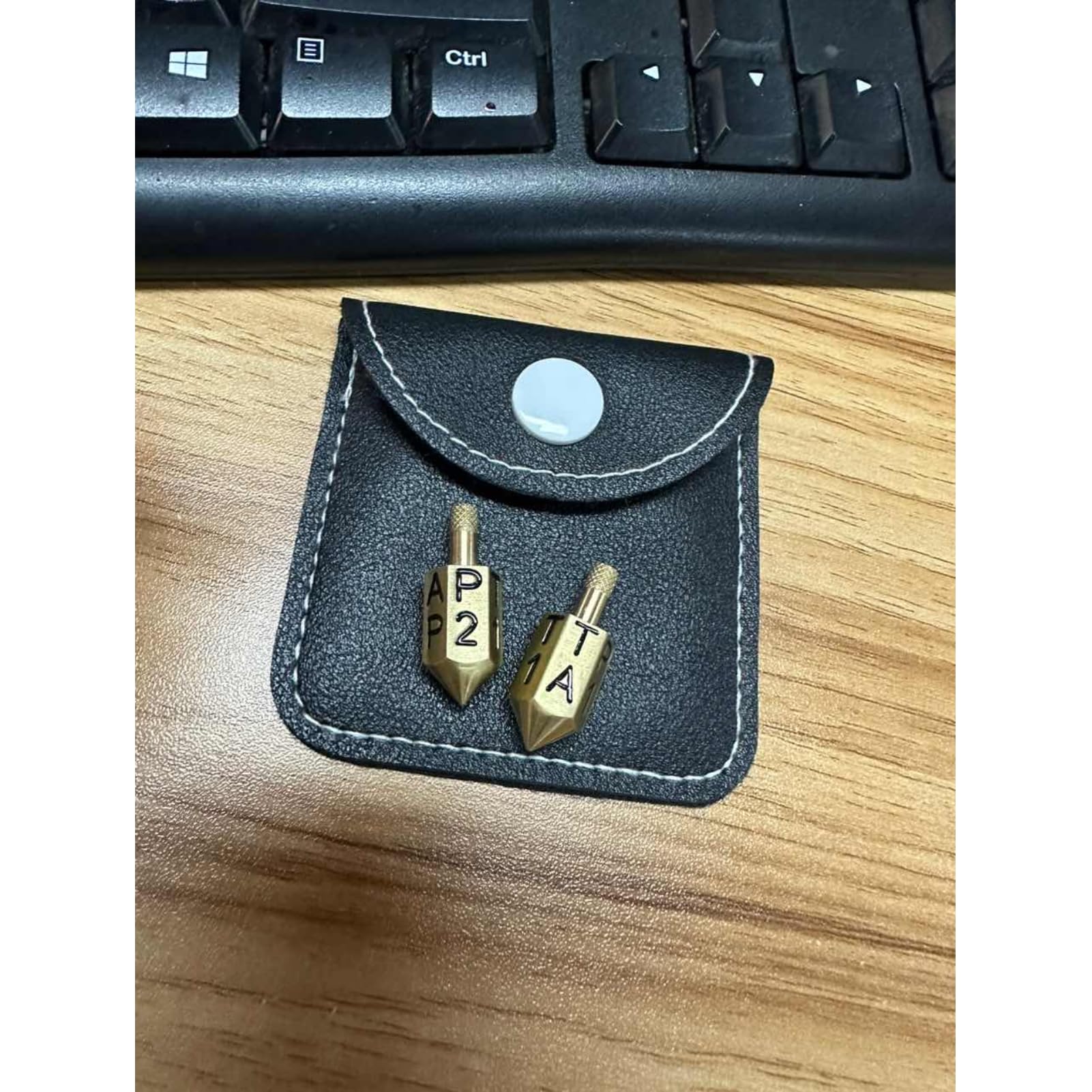 Put and Take, Solid Metal Game Spin Dice, Top Dice Type Game Game of Chance for Parties During Festival Holiday Night Game Bar Game