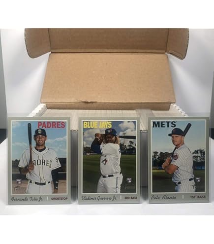 その他 topps baseball 2019 complete set Amazon.com: 2019 Topps Baseball Card Complete Factory Sealed Set w