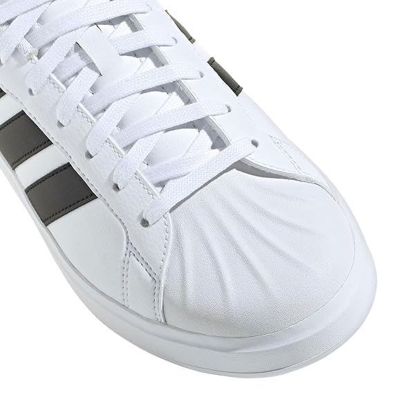 ADIDAS MEN’S STREETALK, WHITE/BLACK/GOLD METALLIC, 9.5