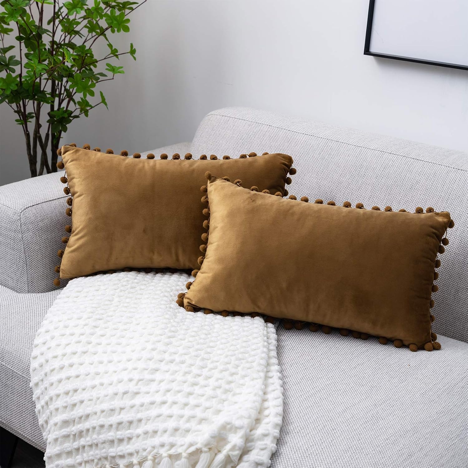 UPOPO 2er Set Samt Kissenbezug mit Pompoms Dekorative Einfarbig Kissen