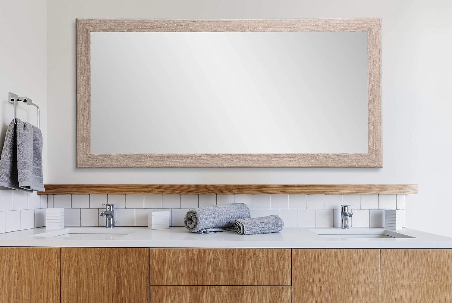 Amazon Com Brandtworks Shabby Chic Farmhouse Full Length Floor