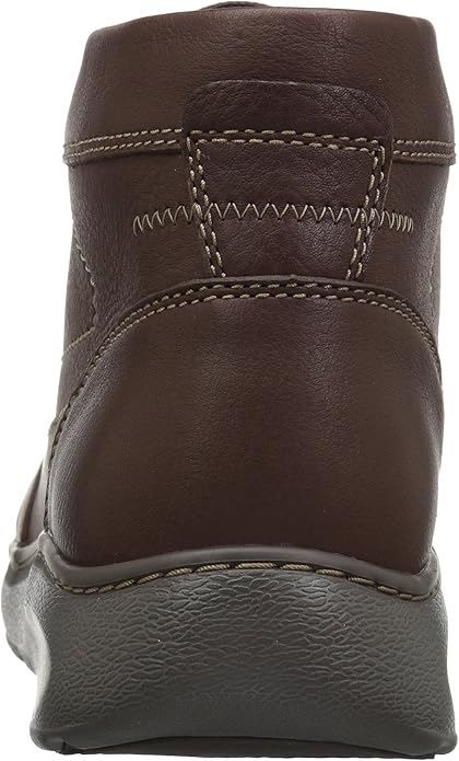 clarks men's charton top chukka boot