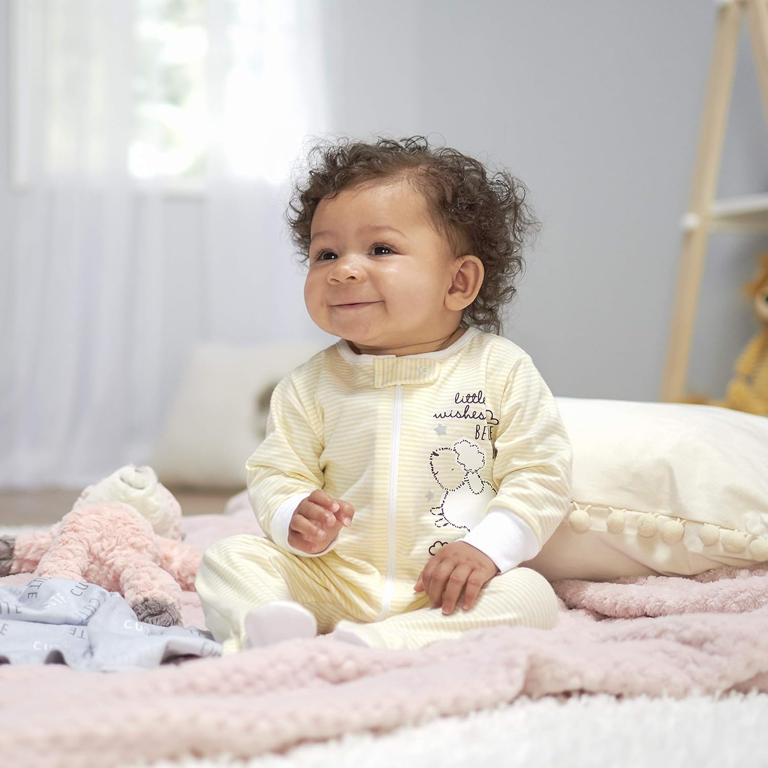 Gerber Baby Girls' 4-Pack Sleep N' Play: Clothing