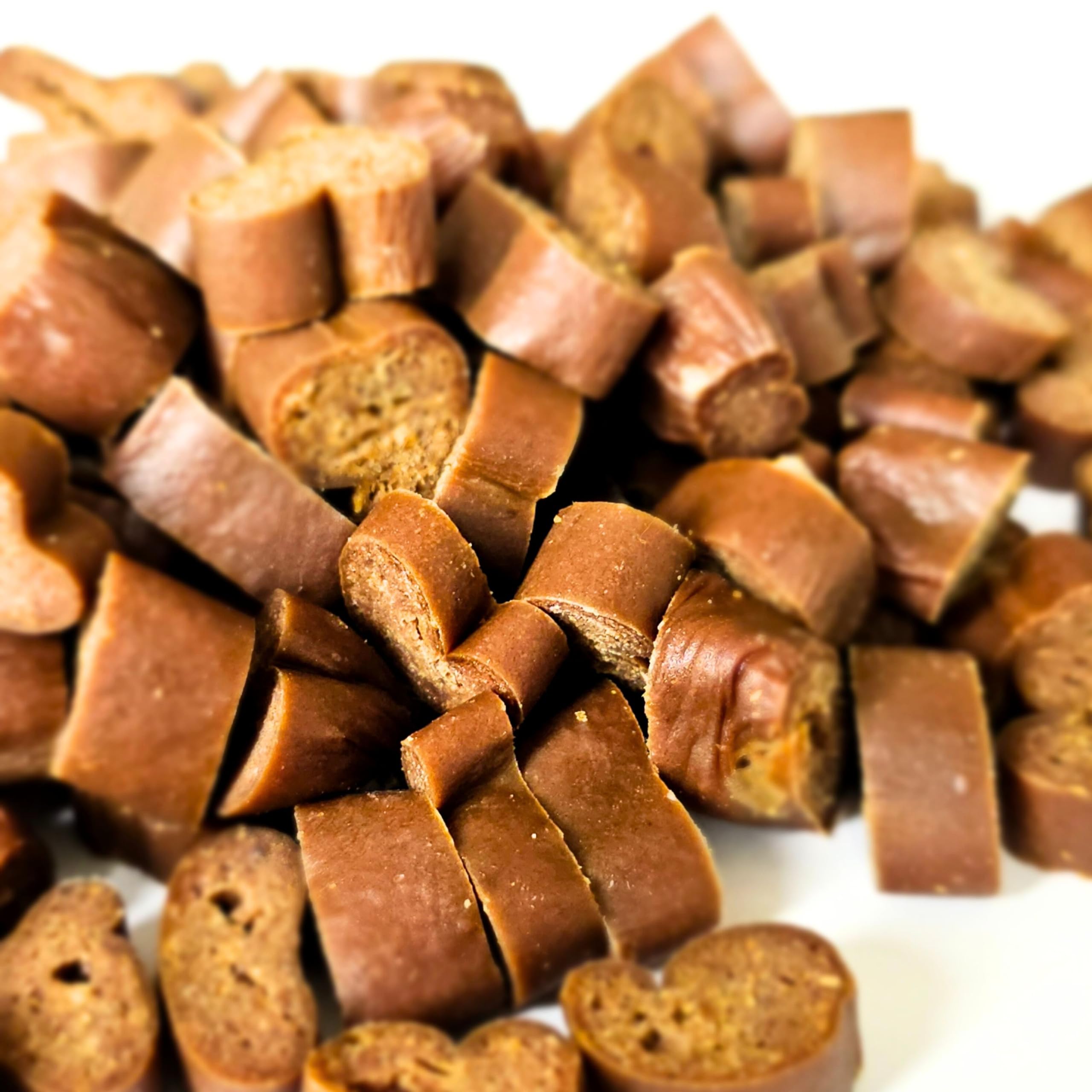 Happy Hugo Sliced Deli Dog Sausages - 100% British Chicken Dog Treats, Tasty, Natural & Perfect for Recall Training, 200g