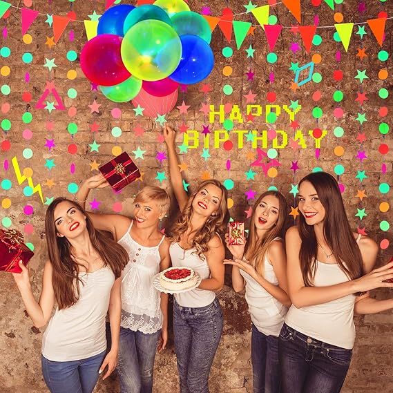 Leuchten Party Zubehor Neon Party Zubehor Set Enthalt 98 4 Fusse 6 Rollen Uv Schwarzlicht Reaktiv Band Leuchtend Band 43 2 Fusse 3 Stucke Neon Papiergirlanden 25 Stucke Neon Fluoreszierende Ballons Amazon De Baumarkt