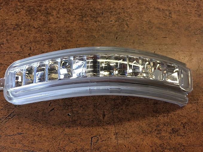 NEW OEM 20092015 MAXIMA RIGHT (PASSENGER) SIDE MIRROR TURN SIGNAL LENS