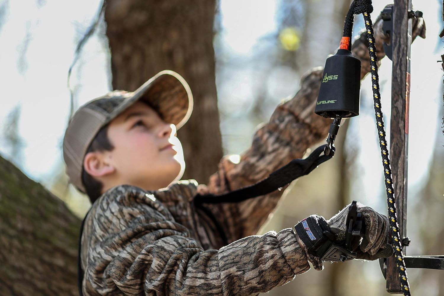 Hunter Safety System HSS Lil' Treestalker Youth Tree-Stand Safety Harness : Sports & Outdoors