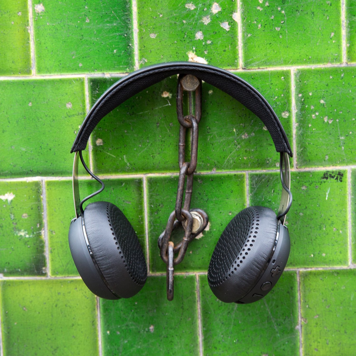 Skullcandy Grind Bluetooth Wireless OnEar Headphones price in Pakistan