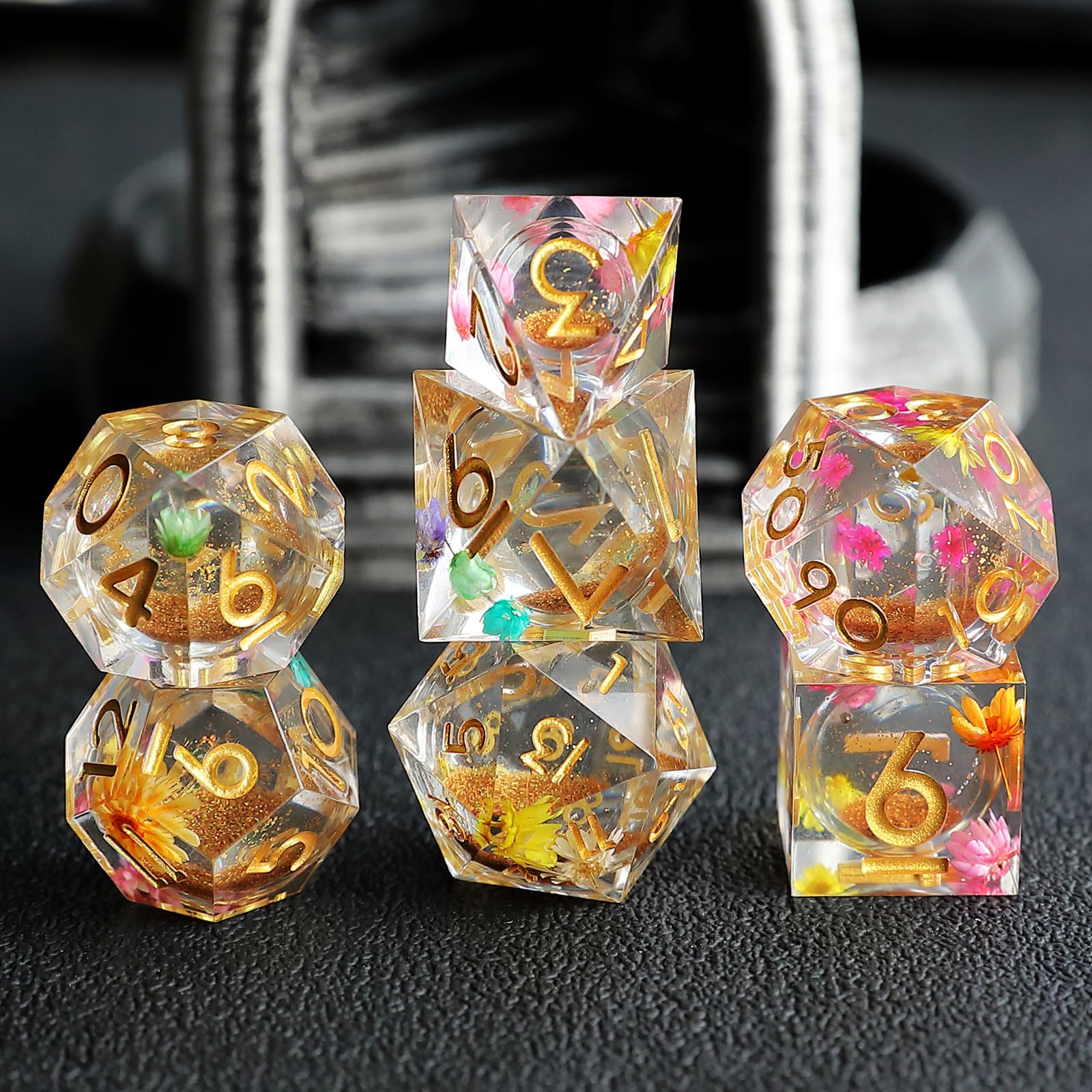 Elifel Quicksand Resin Dice Set: 7pcs Handmade D&D Dice (D4, D6, D8, D10, D12, D20, D%) for Dungeons and Dragons, MTG, RPG, TTRPG, Pathfinder