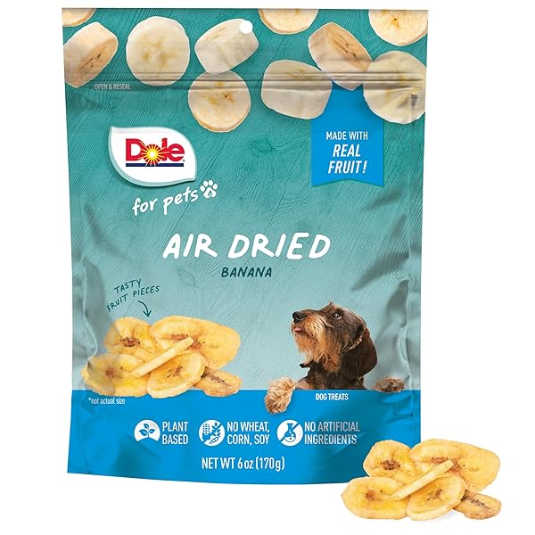 DOLE FOR PETS AIR DRIED BANANA DOG TREATS, SINGLE INGREDIENT DOG TREATS MADE WITH REAL BANANA, NO WHEAT, CORN, SOY, ARTIFICIAL FLAVORS, COLORS, OR PRESERVATIVES, AIR DRIED BANANA CHIPS, 6 OZ