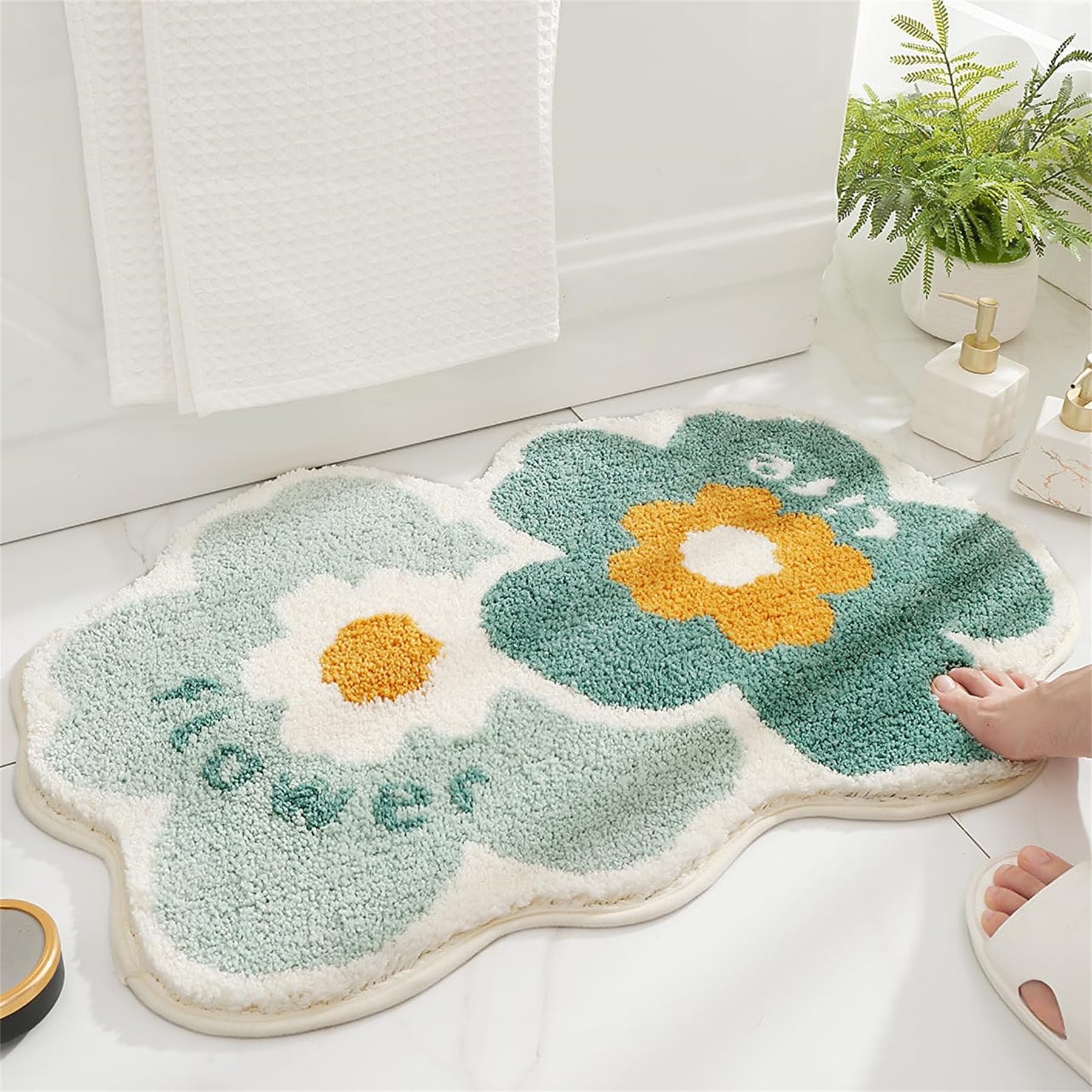 Trlyane Twin Flowers Bath Mat, 50x80cm Non-slip Bathroom Rugs Bathroom Carpet Super Absorbent Machine Washable Soft Shower Suitable for Bathroom/Living Room/Kitchen/Bedroom Indoor Floor