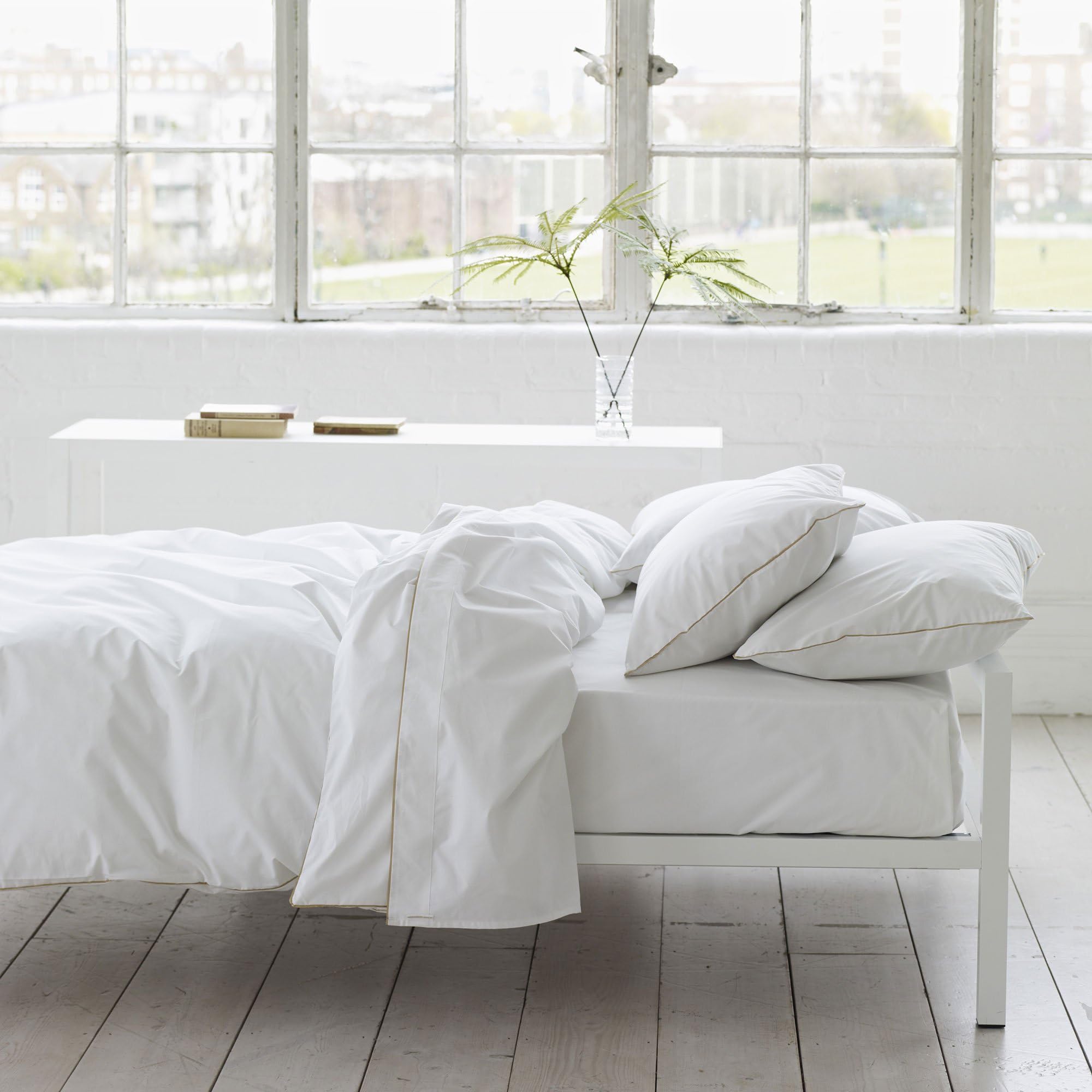 Designer Guild Duvet Union Square Gold, white, 240 x 220 cm