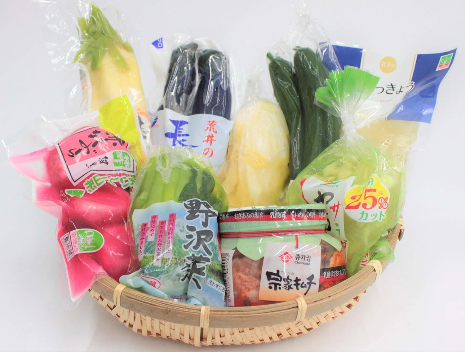 ボリューム満点(大自然の元気がギュッと詰まった9種類漬物セット。)