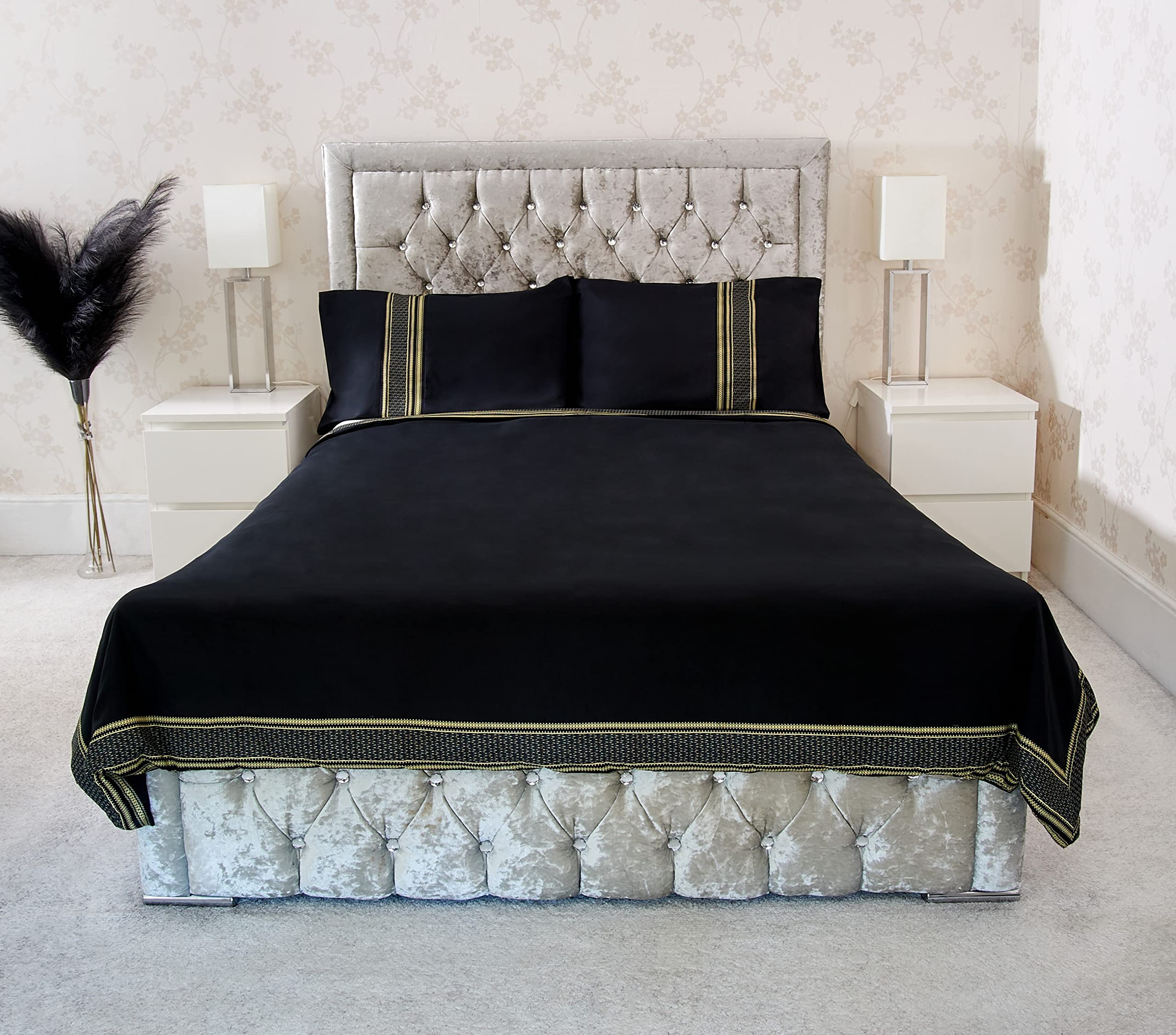 Haaq King Duvet Cover Size - 100% Polyester Duvet Cover Set with Button Closure, Bedding Set Comes with a Duvet Cover and 2 Pillowcases. (Black/Gold), Super King Size (260x220cm)