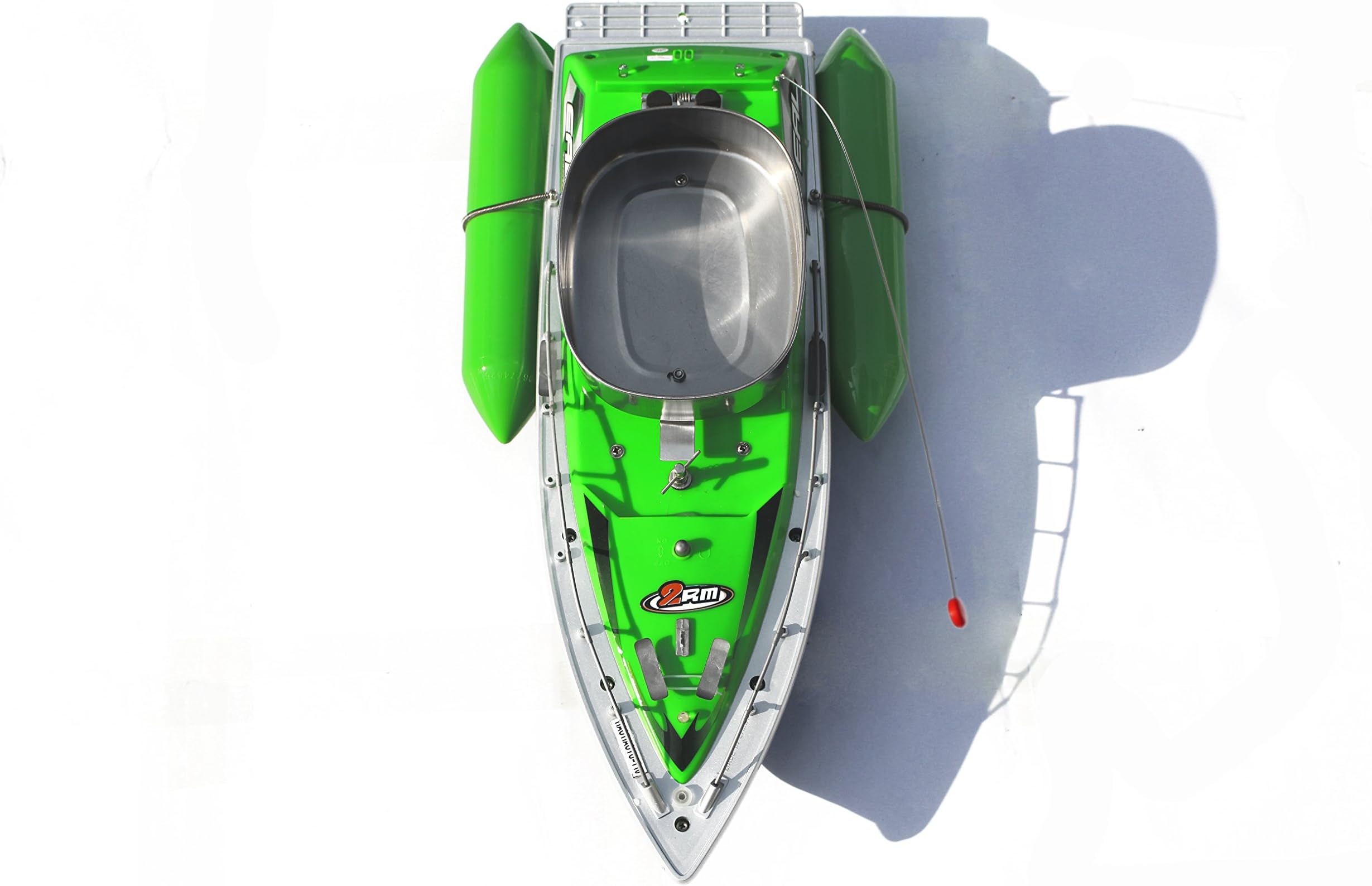 Fishing Boat 200m Remote Control Bait Boat Spinning Reel