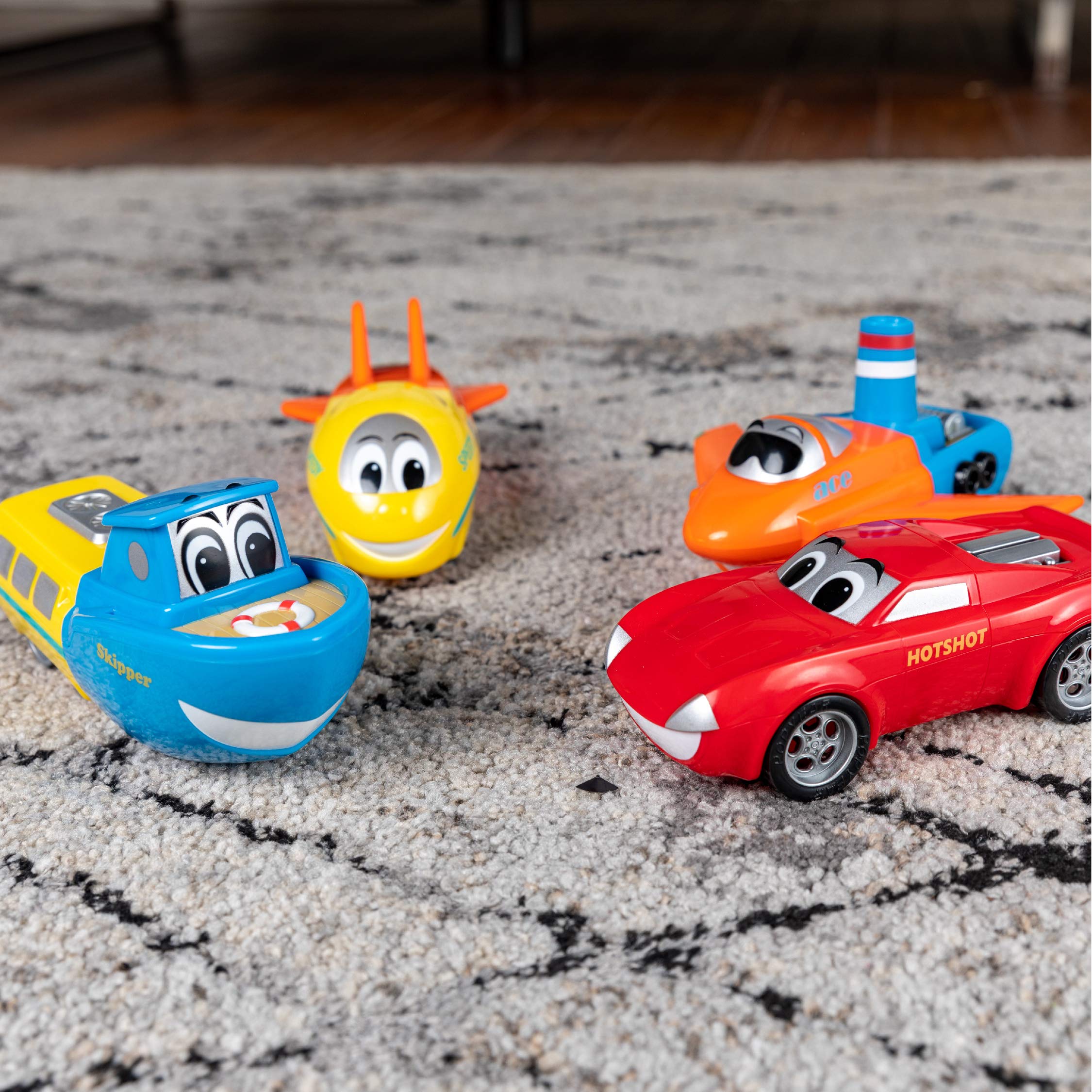 Mix or Match Vehicles Junior, Magnetic Toy Play Set, 8 Pieces