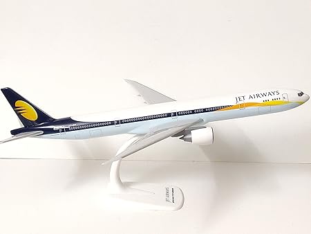Jet Airways Boeing 777300ER Rare 1/200 Scale 36 cm Long Aircraft Model with Stand