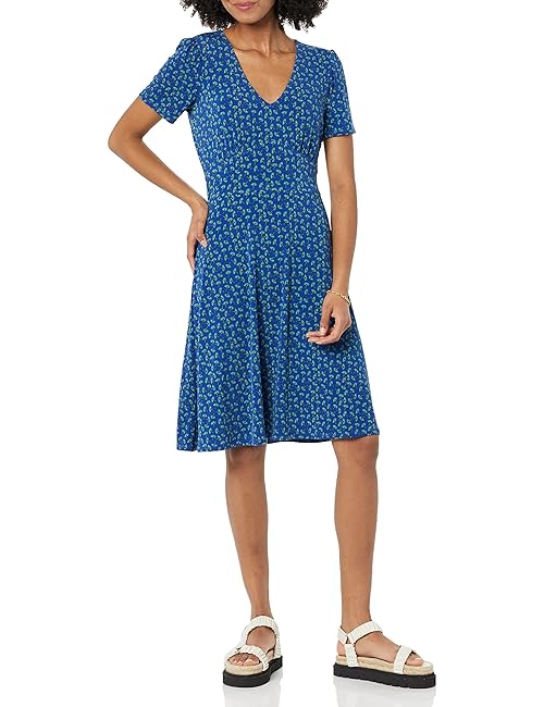 Amazon Essentials Women's Short Sleeve V-Neck Gathered Fit and Flare Dress, Bright Blue Floral, Medium