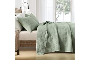 HORIMOTE HOME Quilt Set Queen Size Sage Green, Classic Geometric Spots Stitched Pattern, Pre-Washed Microfiber Chic Rustic Look, Ultra Soft Lightweight Quilted Bedspread for All Season, 3 Pieces