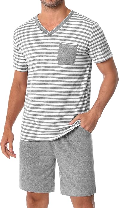 Leversic Schlafanzug Herren Kurz aus Baumwolle mit Kontraststreifen Design, Sommer Pyjama Set Oberteile und Kurze Hosen für Vater und Partner