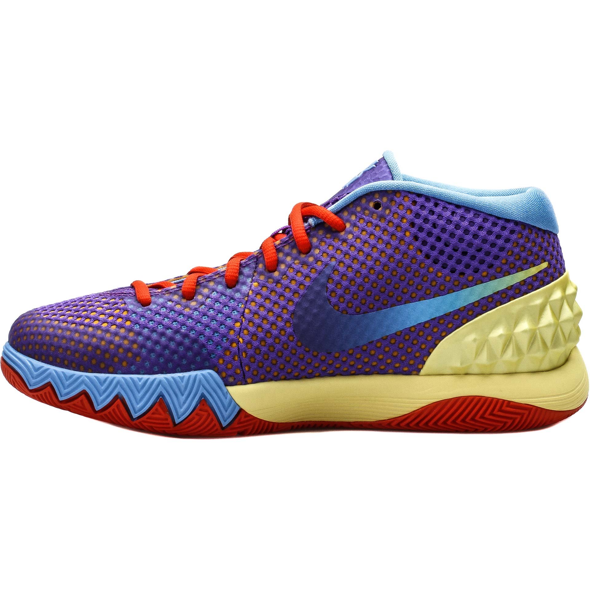 kyrie 1 easter