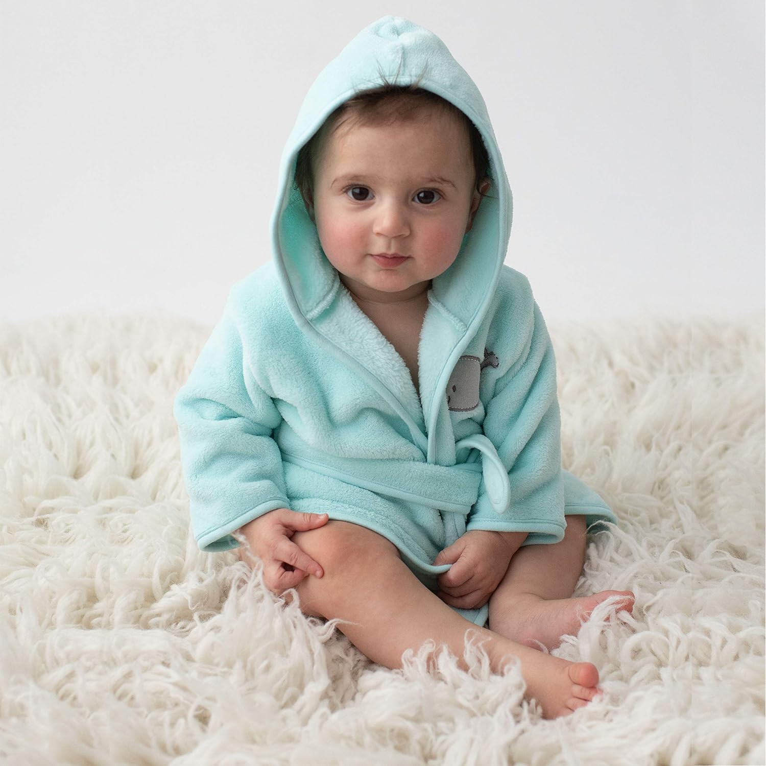Neat Solutions Extra Soft & Warm Hooded Baby Bathrobe, Playful Whale, 0-9 Months, 13.7 x 7.2 x 2.2 Inch (HR136): Baby