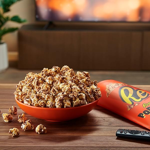 REESE’S POPCORN, 5.25OZ GROCERY SIZED BAG, POPCORN DRIZZLED IN REESE’S PEANUT BUTTER AND CHOCOLATE, READY TO EAT, SAVORY SNACK, SWEET AND SALTY