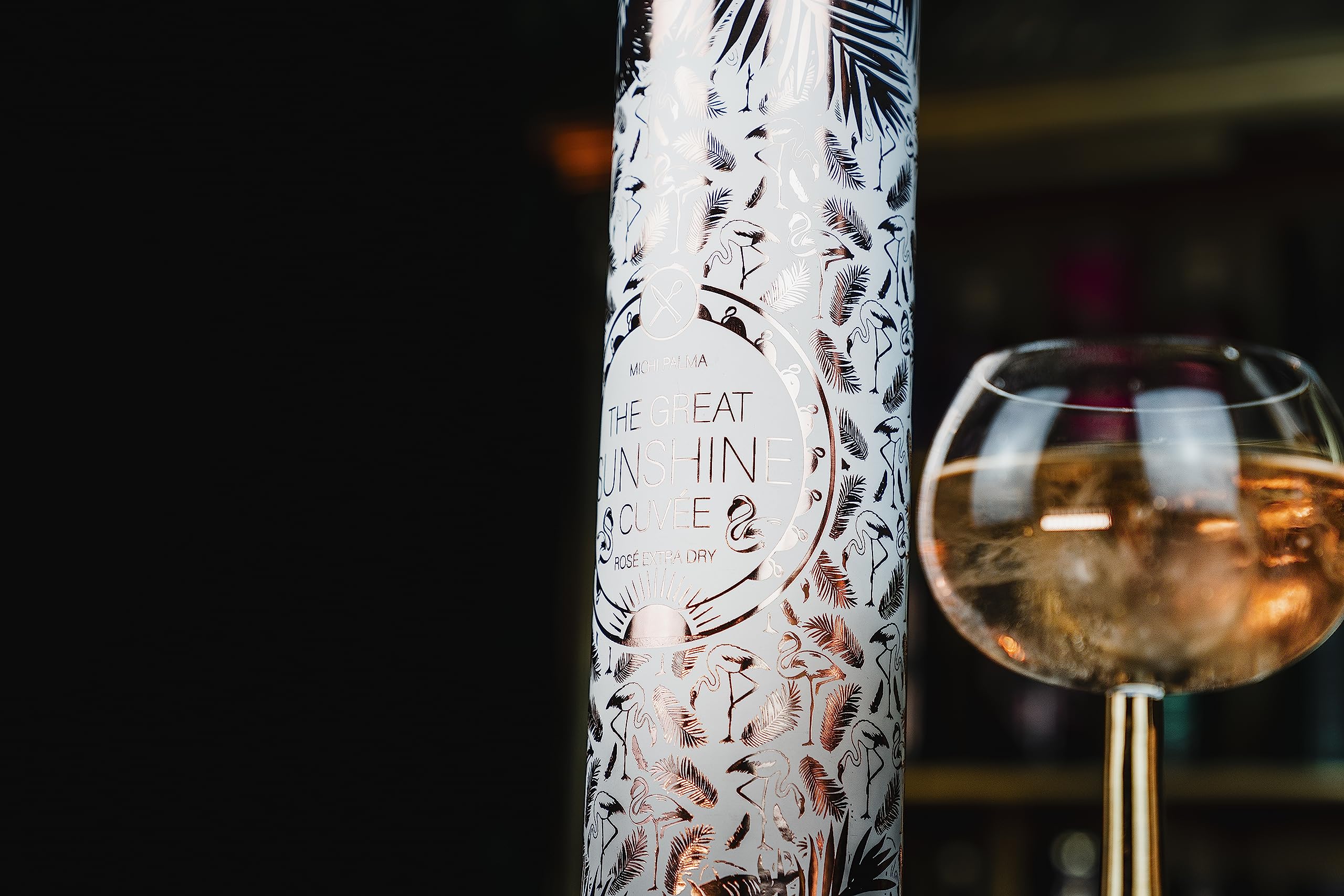 Michi Palma | The Great Sunshine Cuvée Rosé Extra Dry (1 x 0.75 l) | Mit 23 Karat reinem Blattgold und edler Geschenkverpackung | Goldene Geschenkidee 4