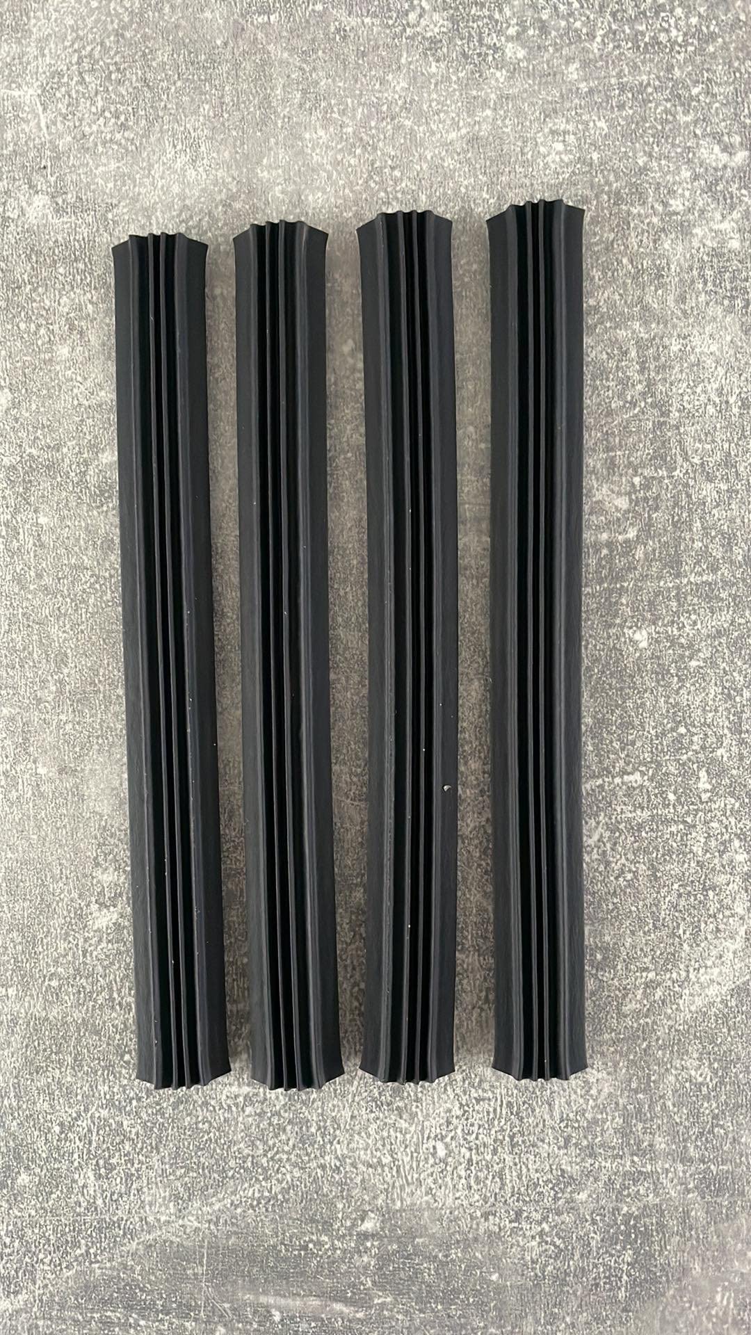 Pack of 4 x POLYPIPE SR155 - Gutter Seals Seal for 112mm Half Round Gutter Fitting