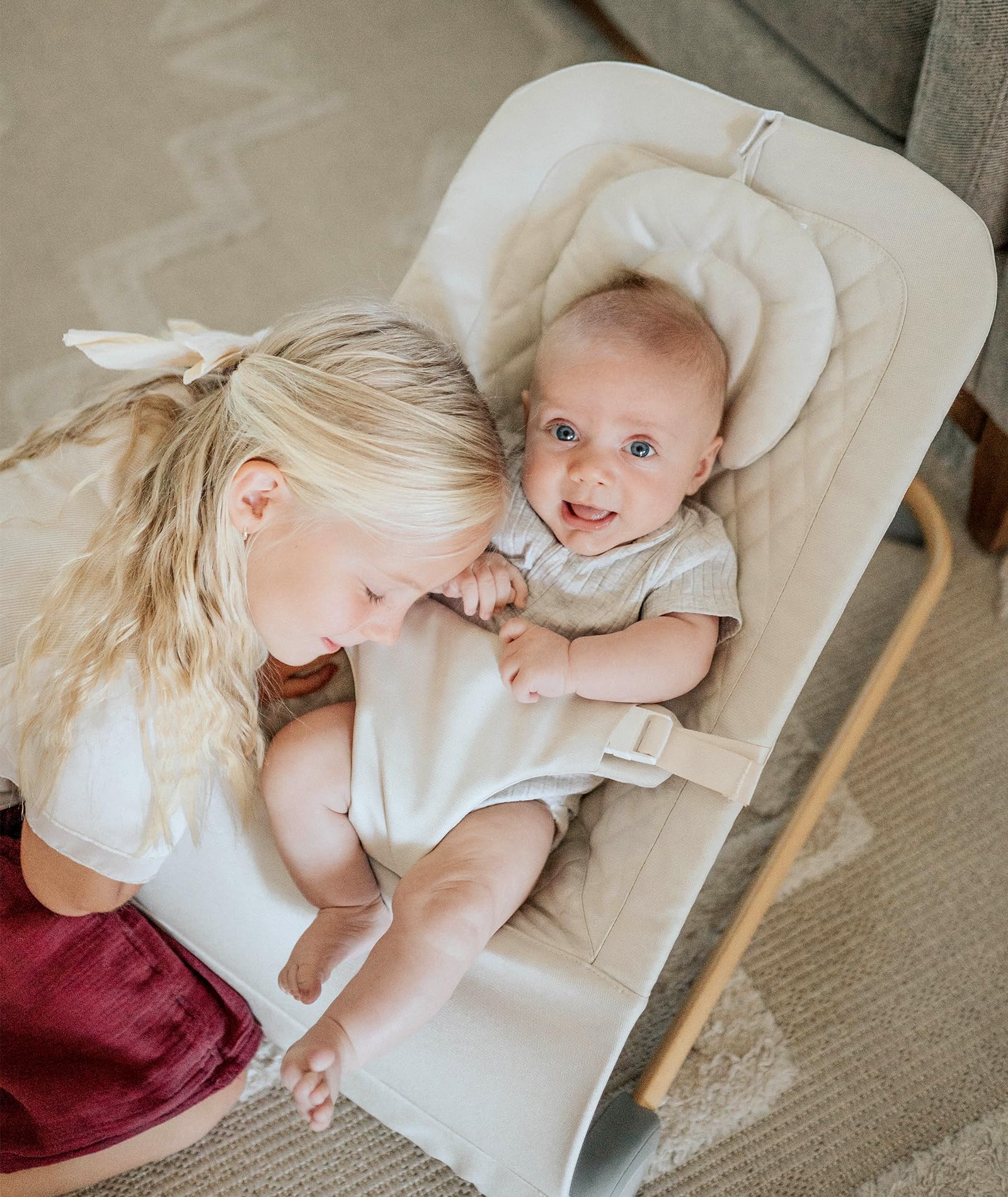Fodoss Baby Bouncer, Portable Bouncer Seat for Babies, Ergonomic Design Baby Bouncer Chair, Baby Bassinet for Infants, Beige