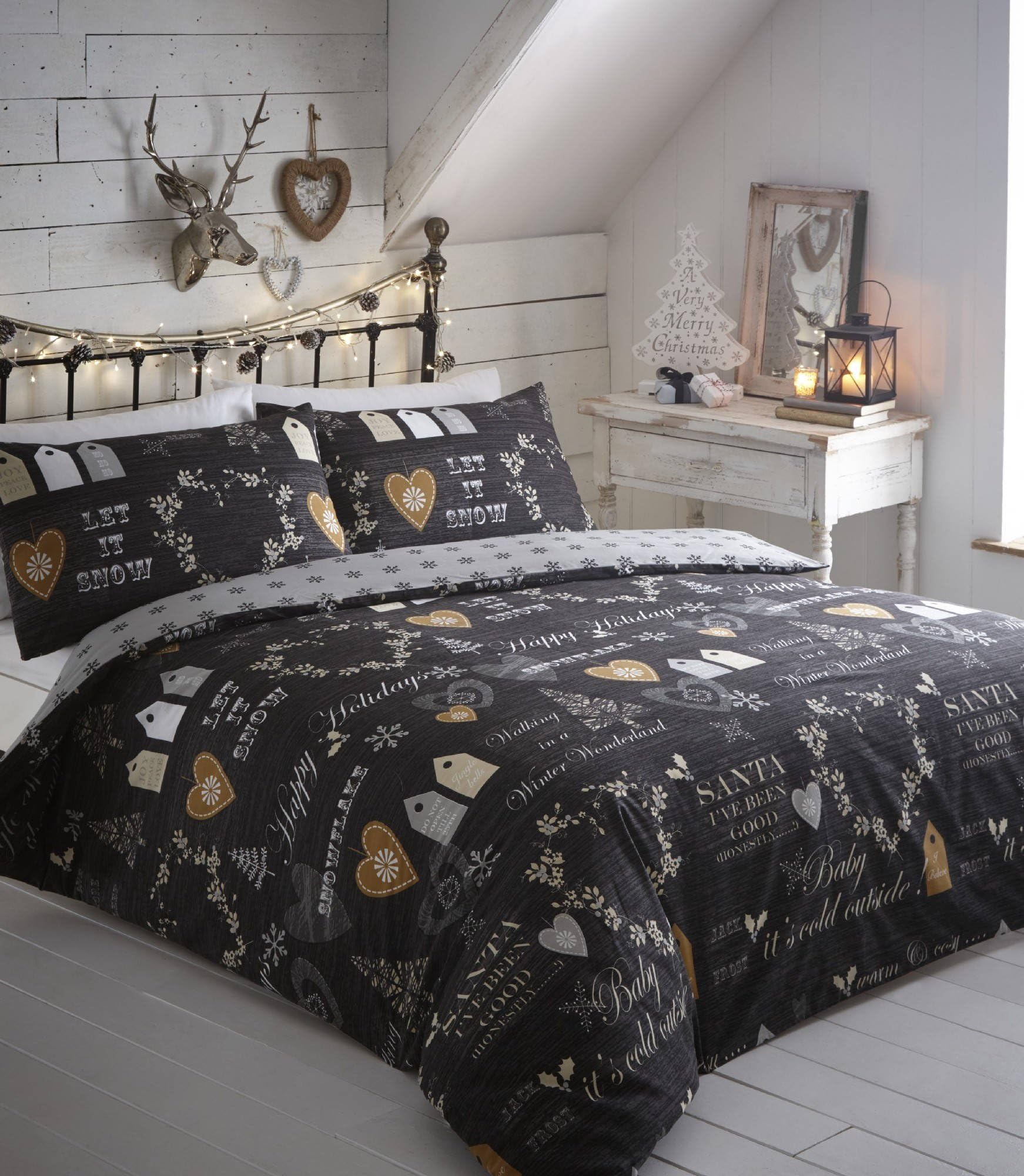 Simply Christmas Duvet Cover and 2 Pillowcase Set, Black, Super-King