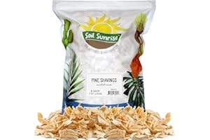 SOIL SUNRISE Pine Shavings Mulch/Livestock Bedding (8 Quarts), Garden Mulch and Small Animal Pet Bedding