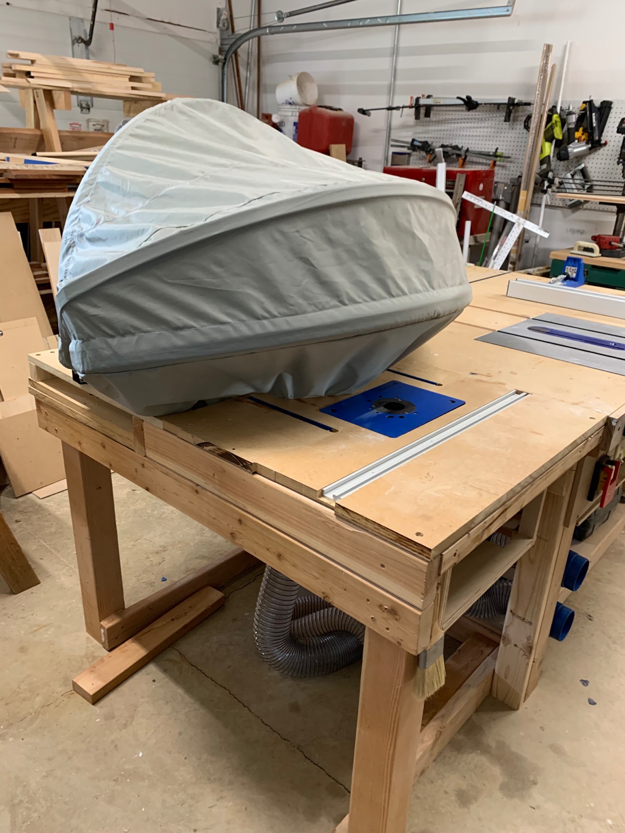 27/mo Finance Rousseau 5000 Dust Solution for Miter Saws, Silver