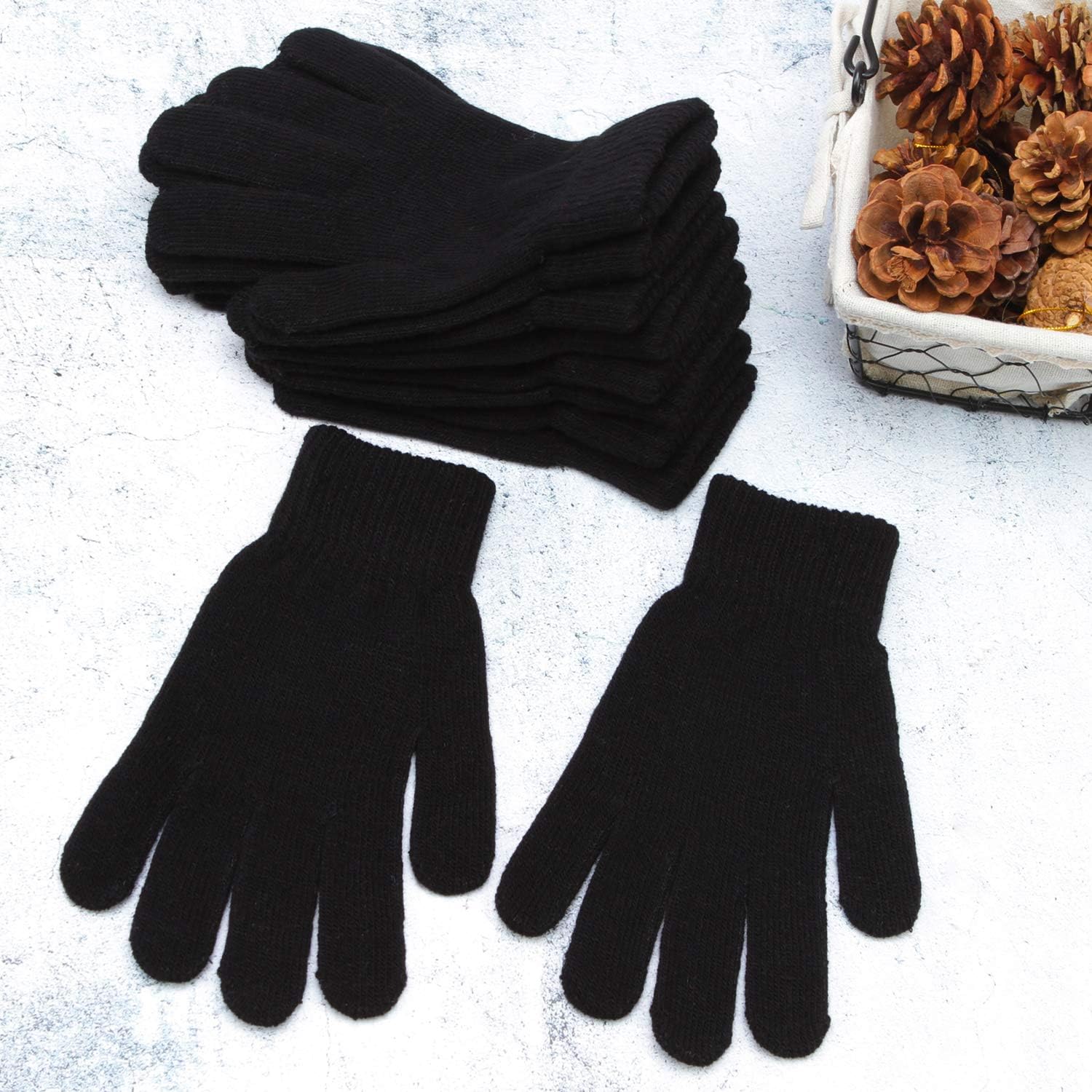 Cooraby 12 Pairs Winter Magic Gloves Stretchy Warm Knit Gloves with Mesh Storage Bag for Men or Women at  Men’s Clothing store