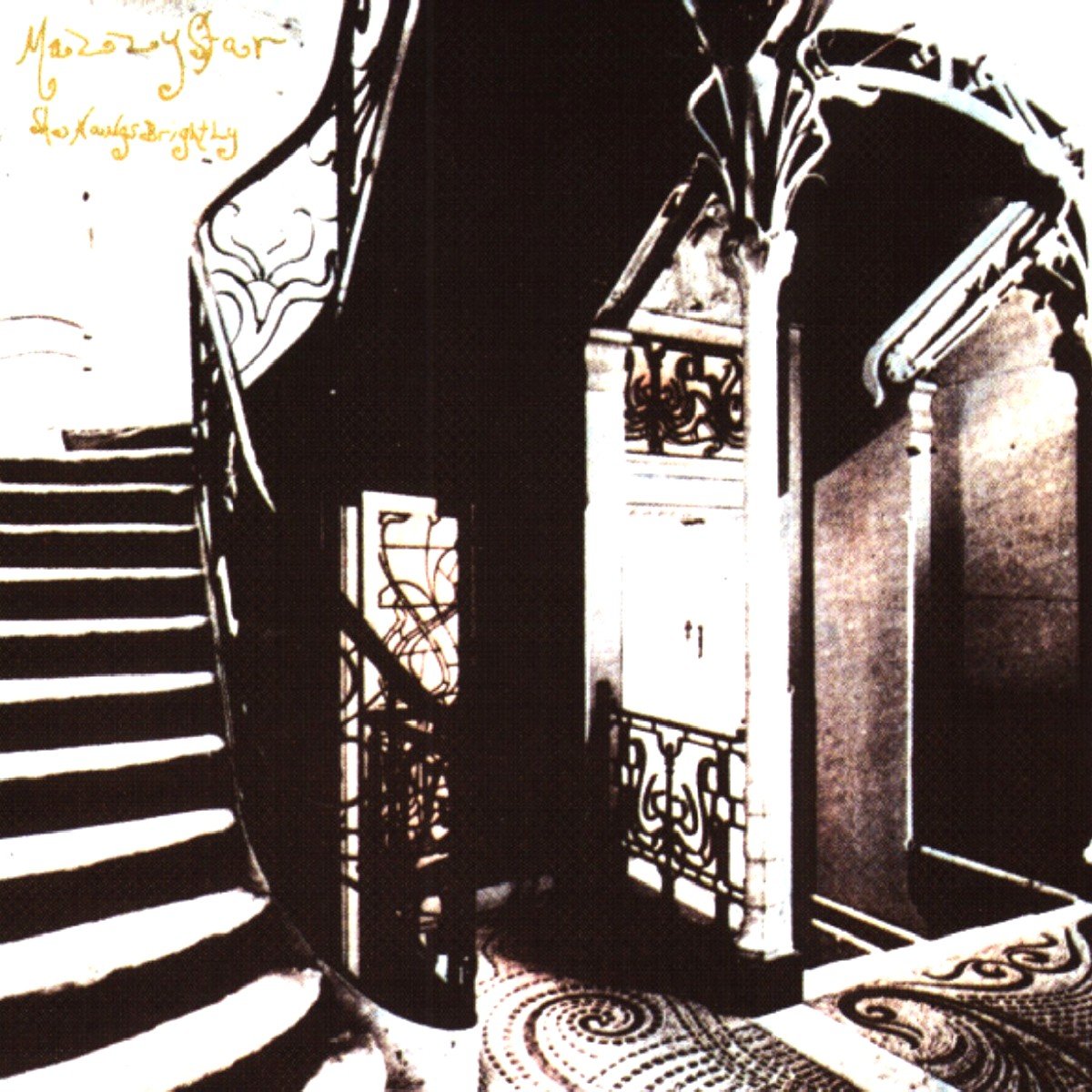 She Hangs Brightly Mazzy Star Amazon De Musik she hangs brightly