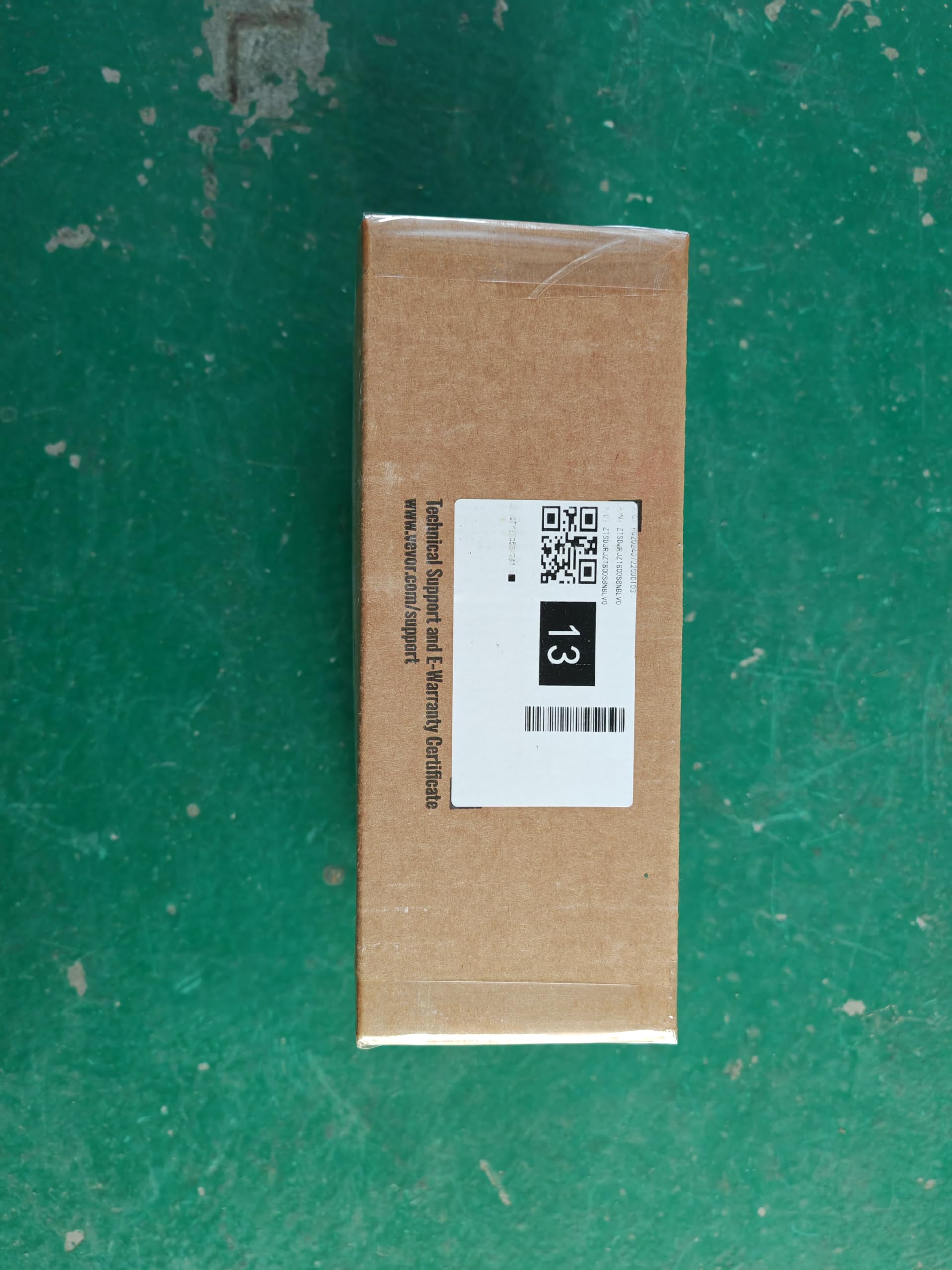 VEVOR Manual Meat Grinder, Heavy Duty Cast Iron Hand Meat Grinder with Steel Table Clamp, Meat Mincer Sausage Maker with 1 Cutting Blade, 2 Cutting Plates, 3 Sausage Tubes for Beef Pepper Mushroom