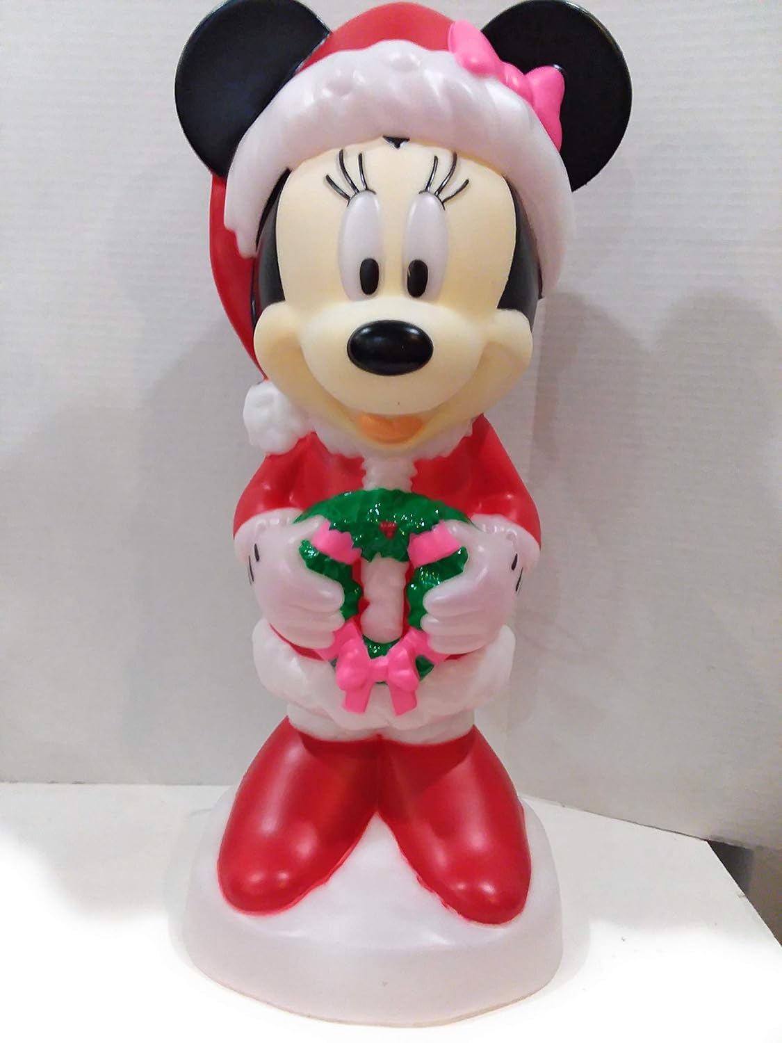 minnie blow up christmas