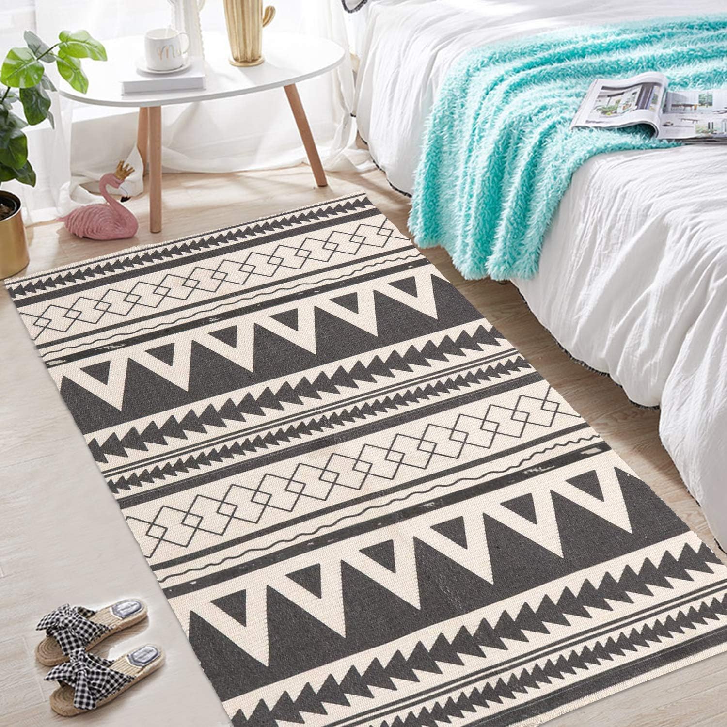 KIMODE Moroccan Cotton Area Rug 3' x 5' Farmhouse Throw Rugs Hand Woven Diamond