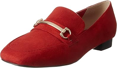 航空機 先に 殺人者 マチルダ 靴 Soal Jp