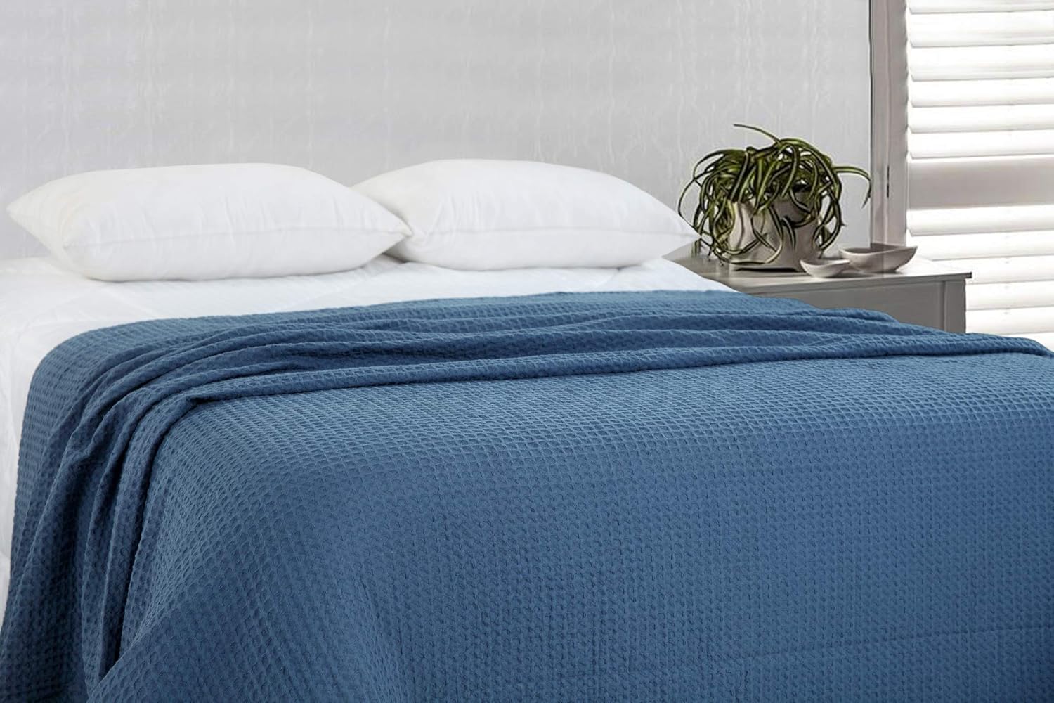 HILLFAIR 100% Combed Cotton Blanket– Twin Size Bed Blankets– Warm Soft All Season Breathable Lightweight Summer Blankets– Waffle Weave Home Decor Bed Blanket- Ivory Twin Bed Cotton Blankets/Bedcovers: Home & Kitchen