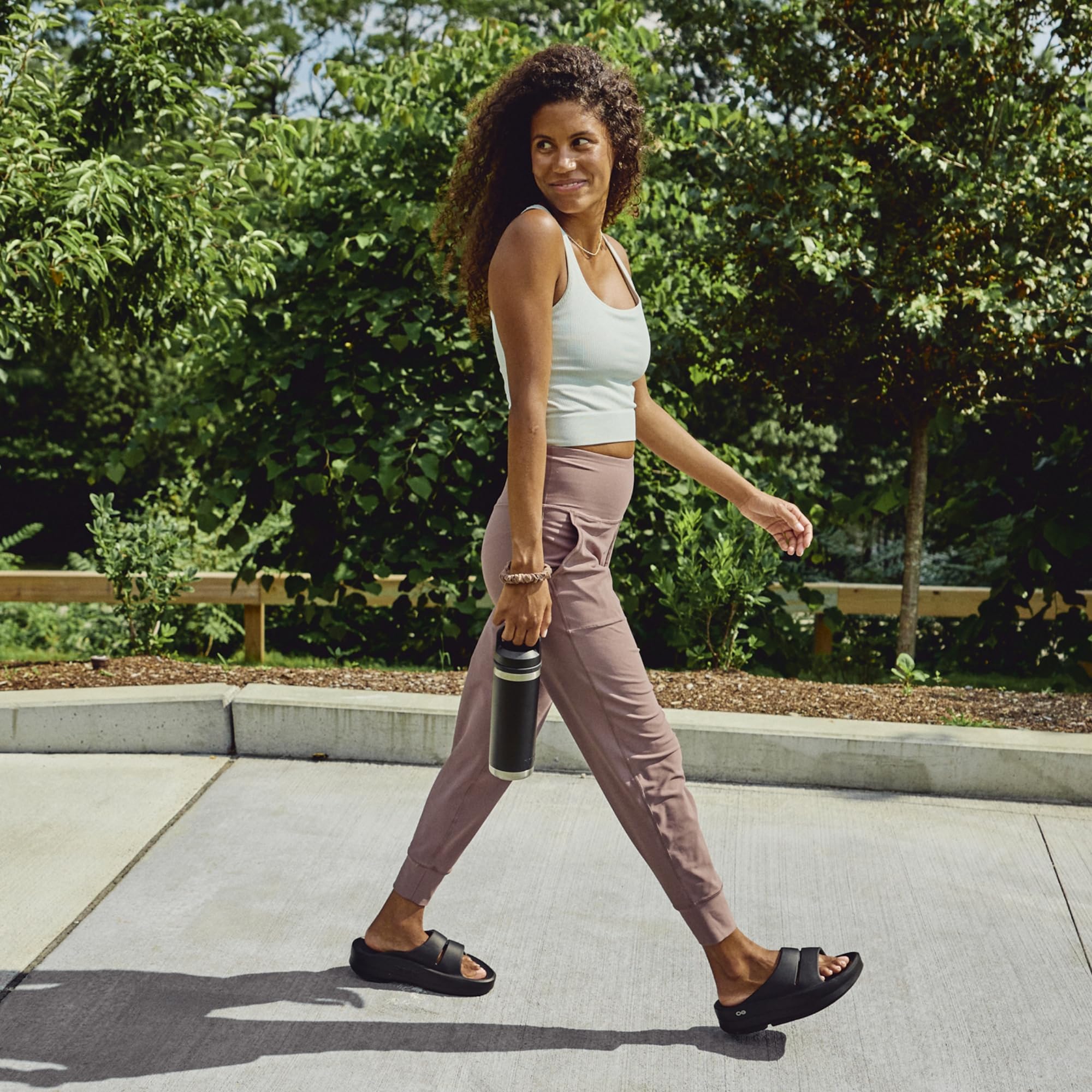 OOFOS OOmega OOahh Recovery Sandal - Women’s