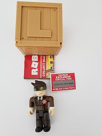 Amazon Com Roblox Series 2 Lando 64000 Action Figure Mystery Box Virtual Item Code 2 5 Toys Games - series 2 lando 64000 action figure mystery box virtual item code 25figure comes as pictured with online code by roblox