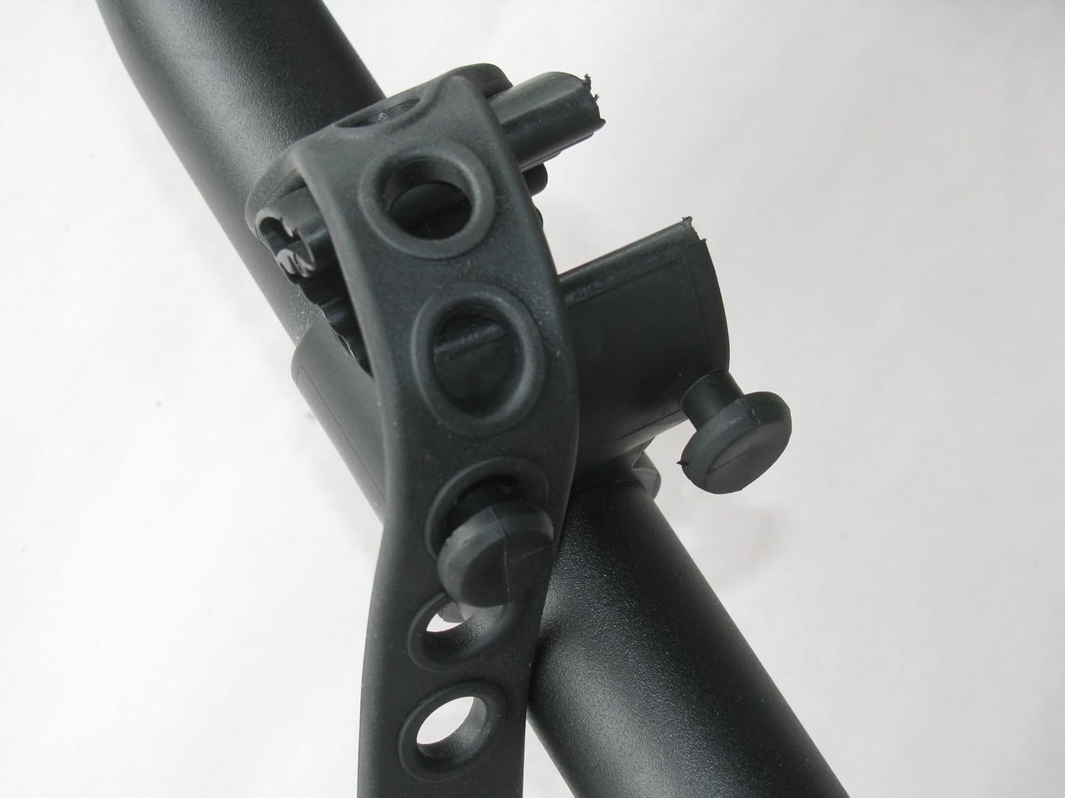 Pack of 4 Heininger 1012 Advantage SportsRack Black Replacement Saddle